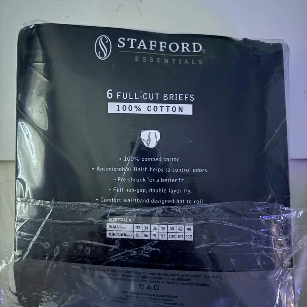 Vintage underwear/Stafford Men's White Full-Cut Briefs.  New in package 6 pairs!